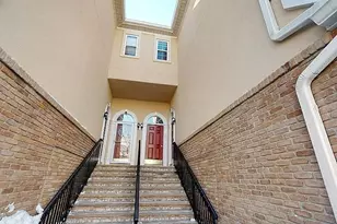207 Blue Heron Dr, Secaucus, NJ 07094 - Photo 26