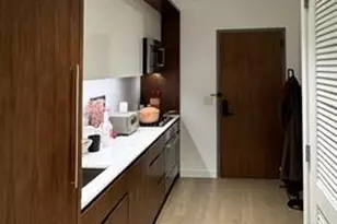 75 Park Ln S, Jersey City, NJ 07302 - Photo 4