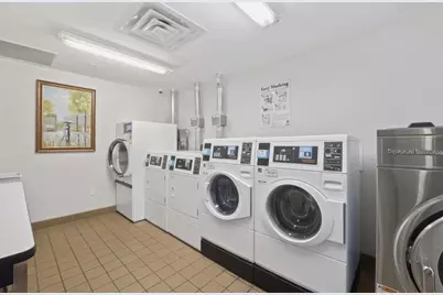 1209 Summit Ave #402, Jersey City, NJ 07307 - Photo 16