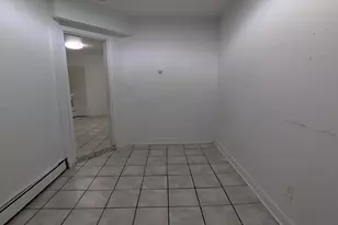 327 Danforth Ave, Jersey City, NJ 07305 - Photo 4