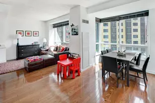 20 Newport Pkwy, Jersey City, NJ 07310 - Photo 4