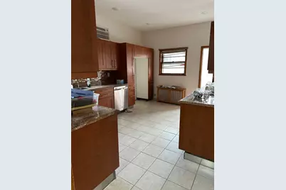 143 West 26th St #2, Bayonne, NJ 07002 - Photo 8