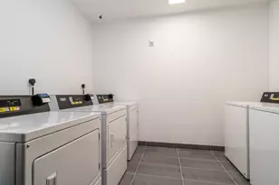 6122 Hudson Ave, West New York, NJ 07093 - Photo 24