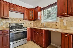 165 Bidwell Ave, Jersey City, NJ 07305 - Photo 6