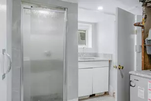 25 Bartholdi Ave, Jersey City, NJ 07305 - Photo 14