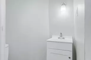 25 Bartholdi Ave, Jersey City, NJ 07305 - Photo 16