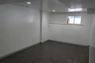 323 Stevens Ave, Jersey City, NJ 07305 - Photo 34