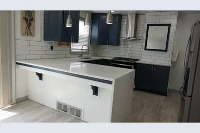 323 Stevens Ave, Jersey City, NJ 07305 - Photo 14