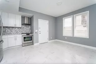 77 Randolph Ave, Jersey City, NJ 07305 - Photo 4