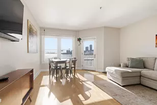 216 The Promenade, Edgewater, NJ 07020 - Photo 4