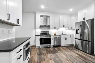 521 10th St, Union City, NJ 07087 - Photo 2