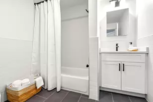 521 10th St, Union City, NJ 07087 - Photo 10