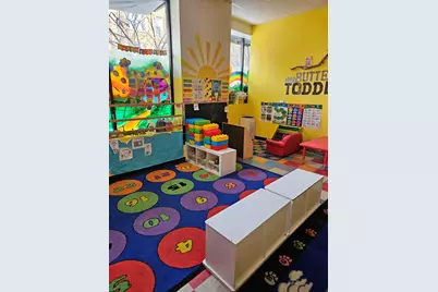 196 Martin Luther King Jr Dr, Jersey City, NJ 07305 - Photo 10