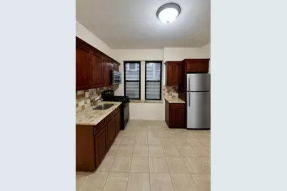 250 Avenue B #2, Bayonne, NJ 07002 - Photo 6