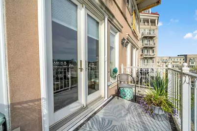 204 Shearwater Ct West #33, Jersey City, NJ 07305 - Photo 14