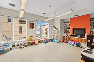 250 Henley Pl, Weehawken, NJ 07086 - Photo 24