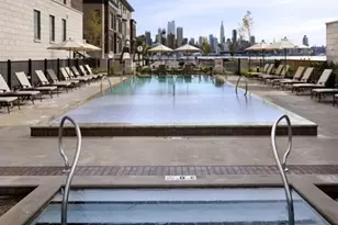 250 Henley Pl, Weehawken, NJ 07086 - Photo 16