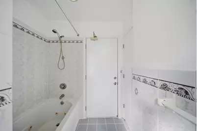 800 Ocean Ave #4, Jersey City, NJ 07304 - Photo 24