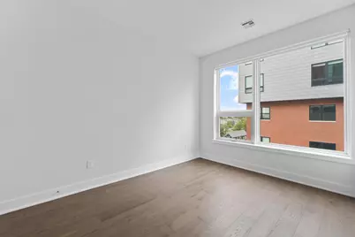 260 Avenue E #303, Bayonne, NJ 07002 - Photo 4