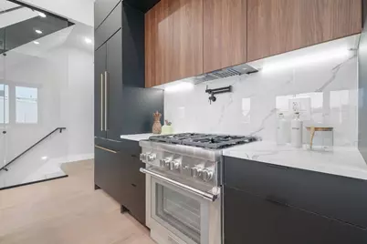 15 Zabriskie St #2, Jersey City, NJ 07307 - Photo 4