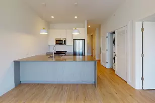 323 Pine St, Jersey City, NJ 07304 - Photo 6