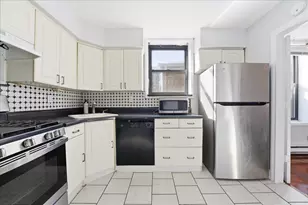 427 Kennedy Blvd, Bayonne, NJ 07002 - Photo 2