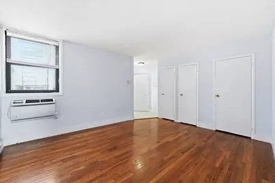 427 Kennedy Blvd #301, Bayonne, NJ 07002 - Photo 10