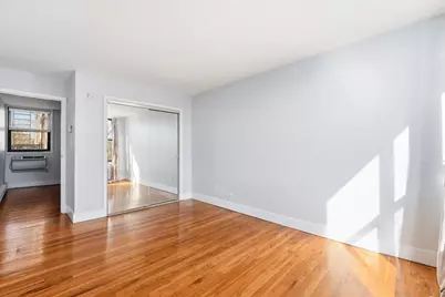 427 Kennedy Blvd #301, Bayonne, NJ 07002 - Photo 8