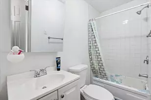 145 Pacific Ave, Jersey City, NJ 07304 - Photo 14