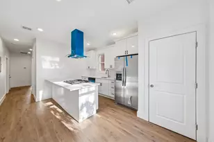 275 Claremont Ave, Jersey City, NJ 07305 - Photo 14