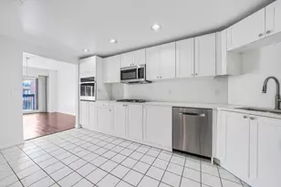 502 Smith Ct, Edgewater, NJ 07020 - Photo 10