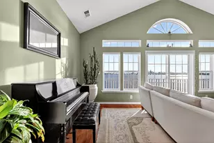 60 Tottenham Ct, Jersey City, NJ 07305 - Photo 8