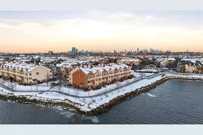 60 Tottenham Ct, Jersey City, NJ 07305 - Photo 38