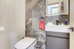 231 Clinton Ave, Jersey City, NJ 07304 - Photo 10