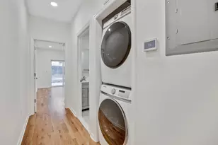 300 Halladay St, Jersey City, NJ 07304 - Photo 6