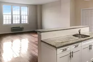 319 Grant Ave, Jersey City, NJ 07305 - Photo 4