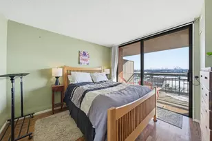 711 Harmon Cove Tower, Secaucus, NJ 07094 - Photo 8