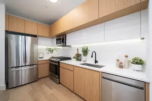 649 38th St, Union City, NJ 07087 - Photo 8