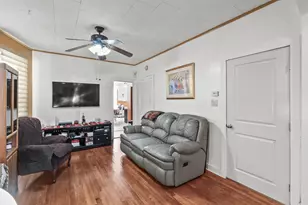 299 Chapel Ave, Jersey City, NJ 07305 - Photo 12