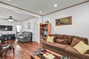 299 Chapel Ave, Jersey City, NJ 07305 - Photo 10