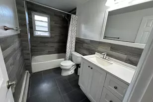 368 New York Ave, Lyndhurst Township, NJ 07071 - Photo 6