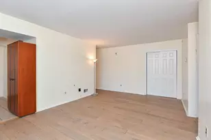 290 Alpine Way, Woodbridge Township, NJ 07095 - Photo 12