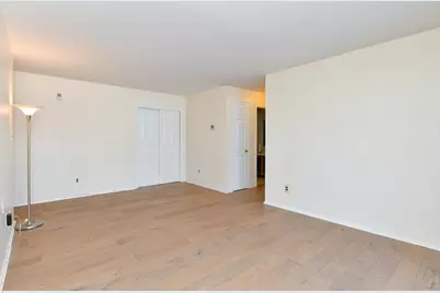 290 Alpine Way #A, Woodbridge Township, NJ 07095 - Photo 10