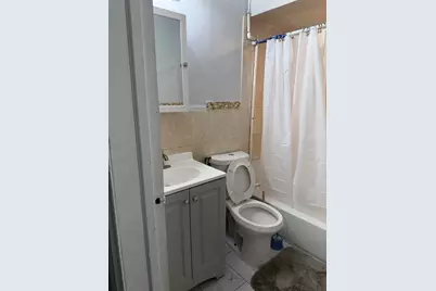 18 Roosevelt Ave #1, Jersey City, NJ 07305 - Photo 10