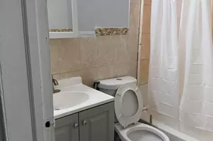 18 Roosevelt Ave, Jersey City, NJ 07305 - Photo 10