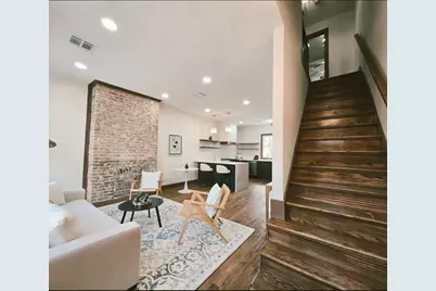 53 Jewett Ave, Jersey City, NJ 07304 - Photo 2