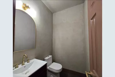 53 Jewett Ave, Jersey City, NJ 07304 - Photo 8