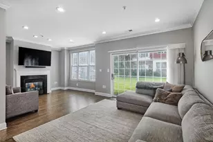 137 Abbie Ct, Guttenberg, NJ 07093 - Photo 4