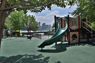 137 Abbie Ct, Guttenberg, NJ 07093 - Photo 18