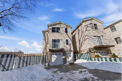 30 Elm Ct, Bayonne, NJ 07002 - Photo 2